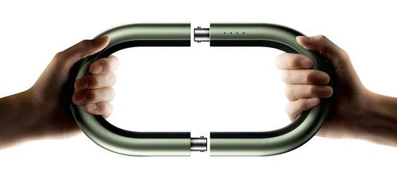 Concealed Snap-fit Case